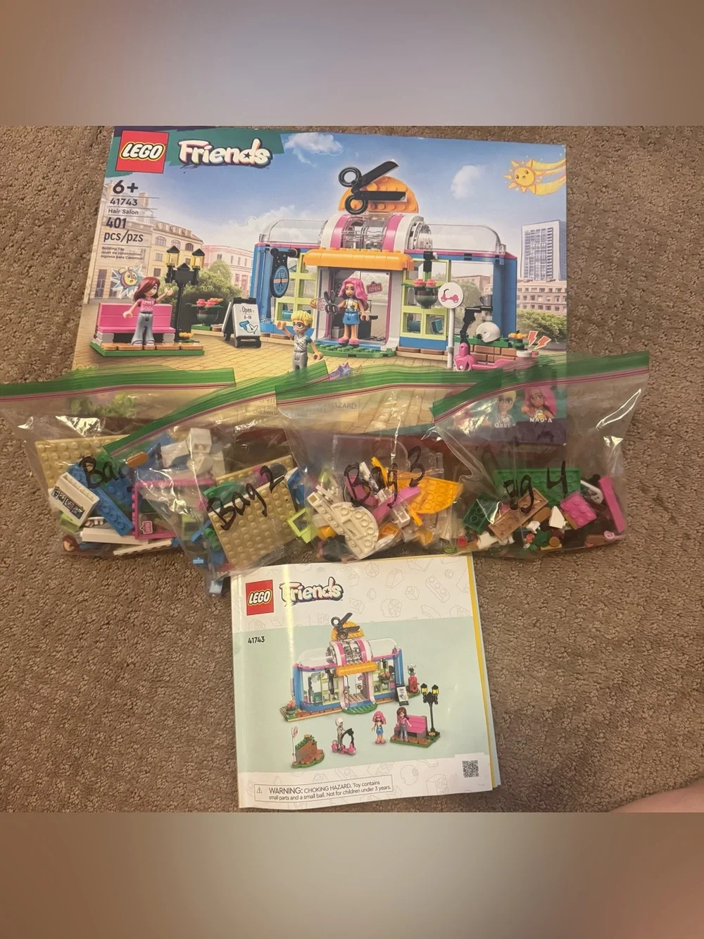 LEGO Friends Hair Salon Playset in Pink, Yellow, Blue and White